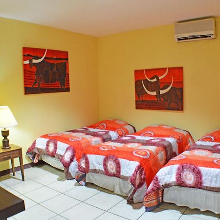 Hotel Plaza Cosiguina Chinandega Exterior photo