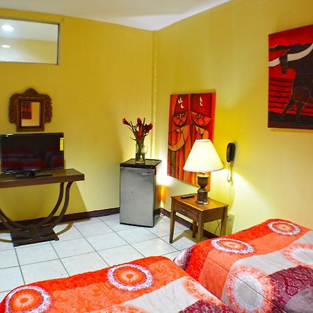 Hotel Plaza Cosiguina Chinandega Exterior photo