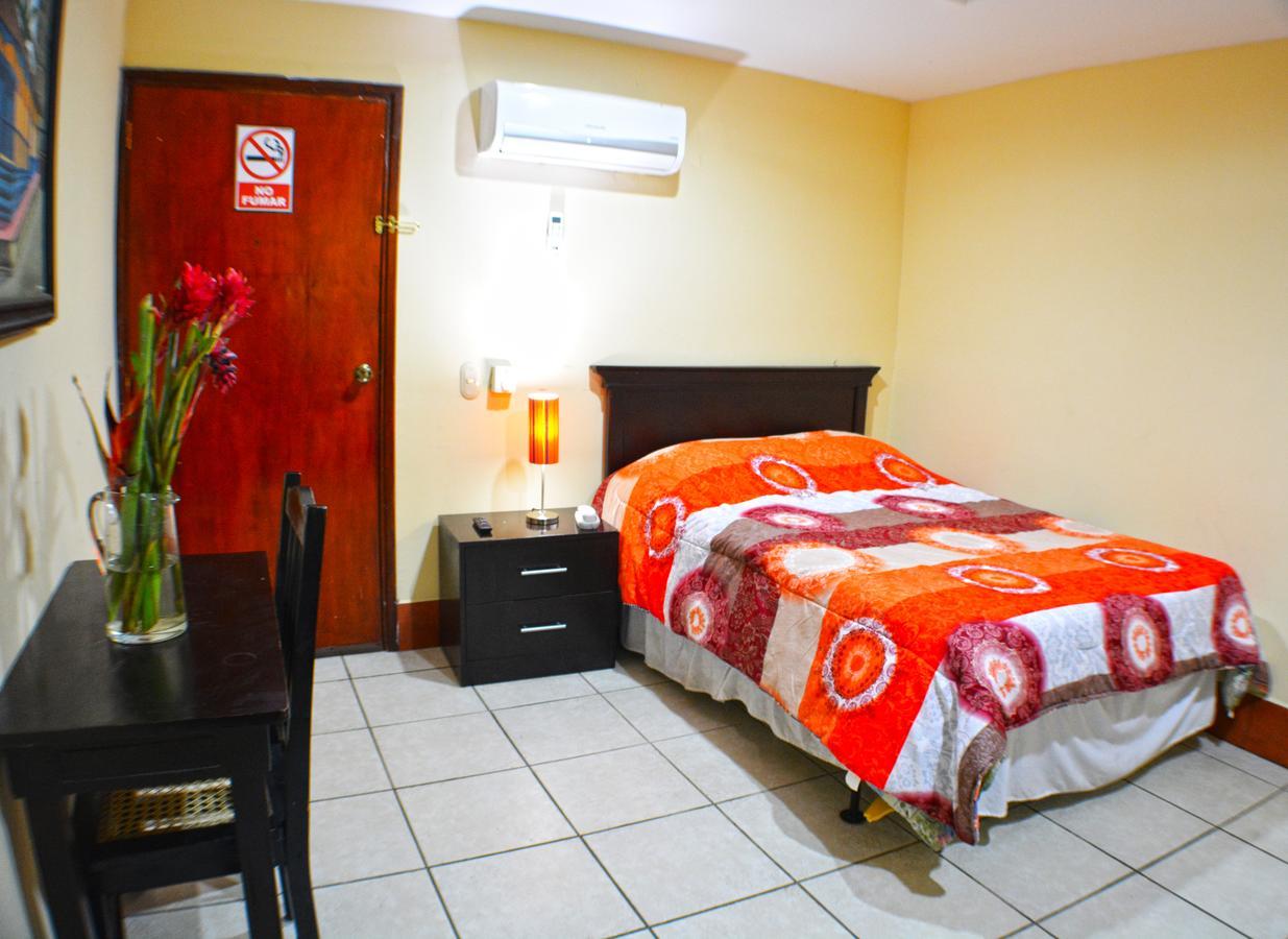 Hotel Plaza Cosiguina Chinandega Exterior photo